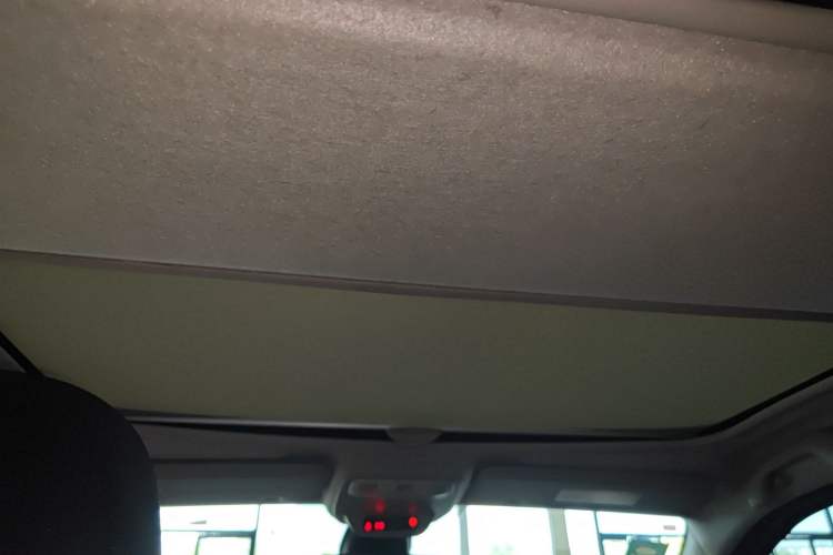 Used smart forfour 2016 1.0L 52 kW Passion Edition Headliner