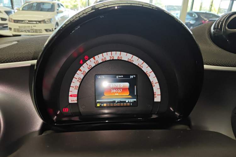 Used smart forfour 2016 1.0L 52 kW Passion Edition Instrument Cluster