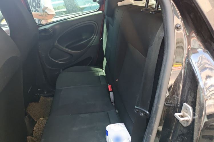 Used smart forfour 2016 1.0L 52 kW Dynamic Edition Left Rear Seat