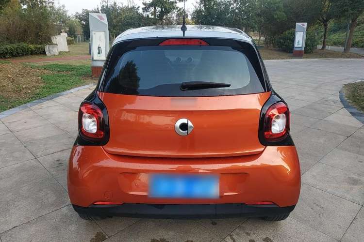 Used smart forfour 2016 1.0L 52 kW Dynamic Edition Rear