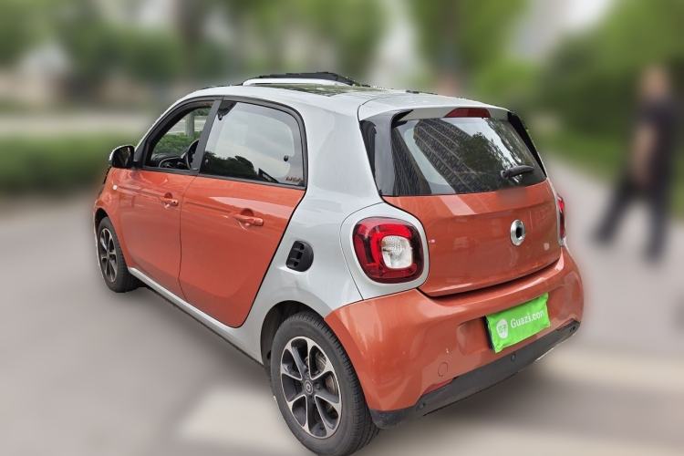 Used smart forfour 2016 1.0L 52 kW Passion Edition Rear Left 45 Deg