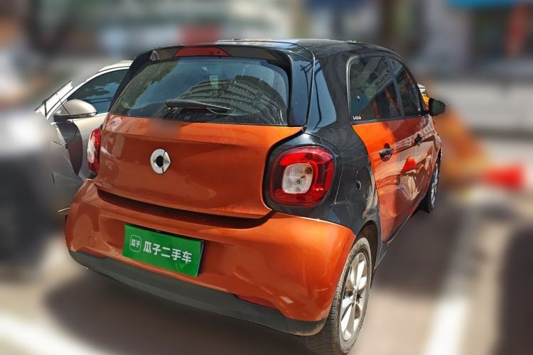 Used smart forfour 2016 1.0L 52 kW Dynamic Edition Rear Right 45 Deg