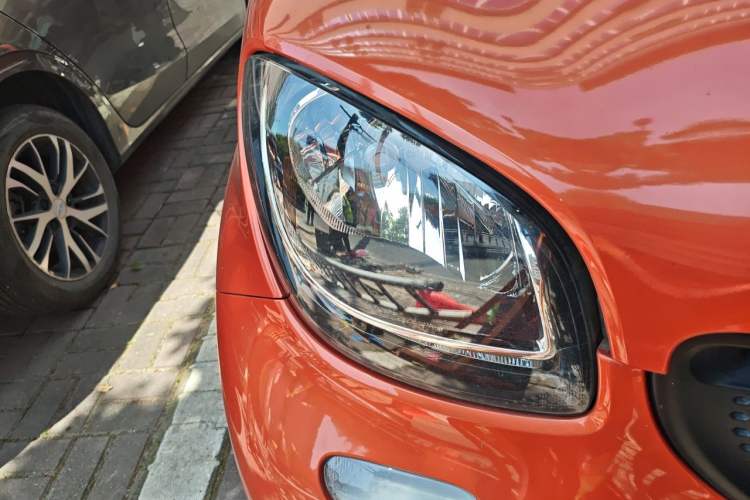Used smart forfour 2016 1.0L 52 kW Dynamic Edition Right Front Headlight