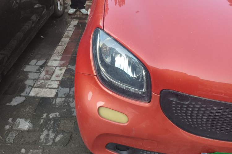 Used smart forfour 2016 1.0L 52 kW Dynamic Edition Right Front Headlight