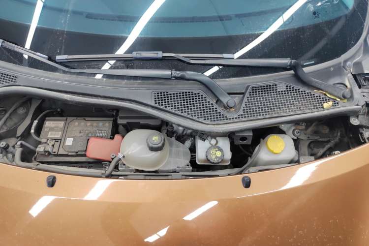 Used smart forfour 2016 1.0L 52 kW Dynamic Edition Engine Bay
