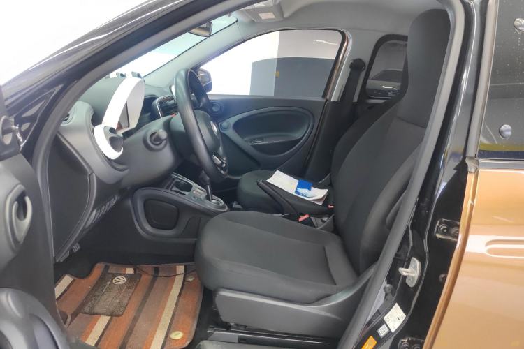 Used smart forfour 2016 1.0L 52 kW Dynamic Edition Left Front Seat