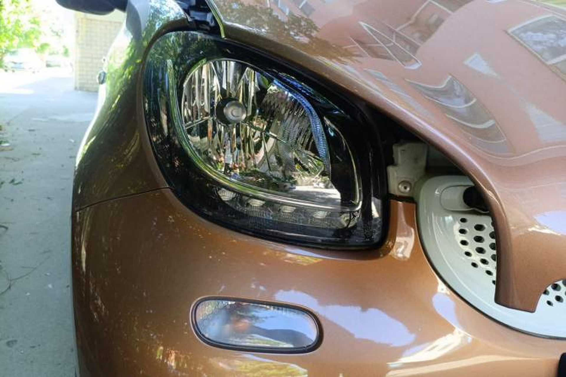 Used smart forfour 2016 1.0L 52 kW Passion Edition Right Front Headlight