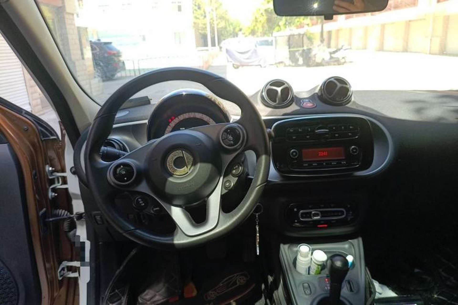 Used smart forfour 2016 1.0L 52 kW Passion Edition Steering Wheel