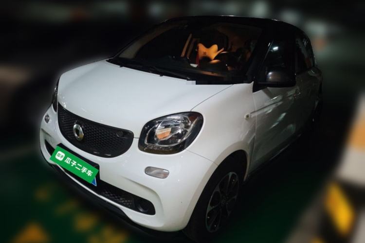 Used smart forfour 2016 Smart Forfour 1.0 automatic 4-seater Guazi used car, China used car export, Used car for sale, Used smart cars, Cheapest cars for sale