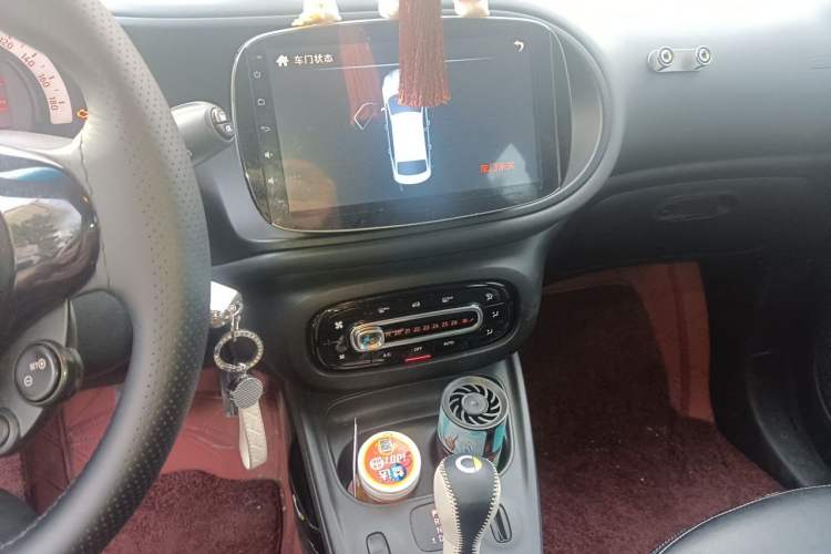 Used smart forfour 2016 1.0L 52 kW Dynamic Edition Audio And AC Panel