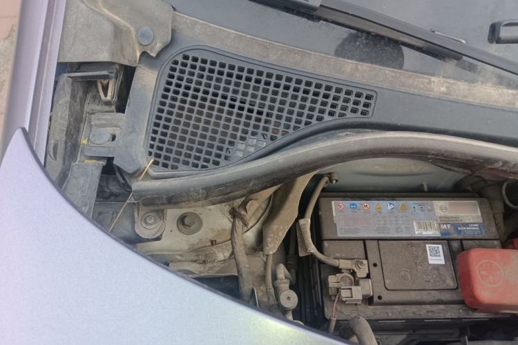 Used smart forfour 2016 1.0L 52 kW Dynamic Edition Engine Bay Right