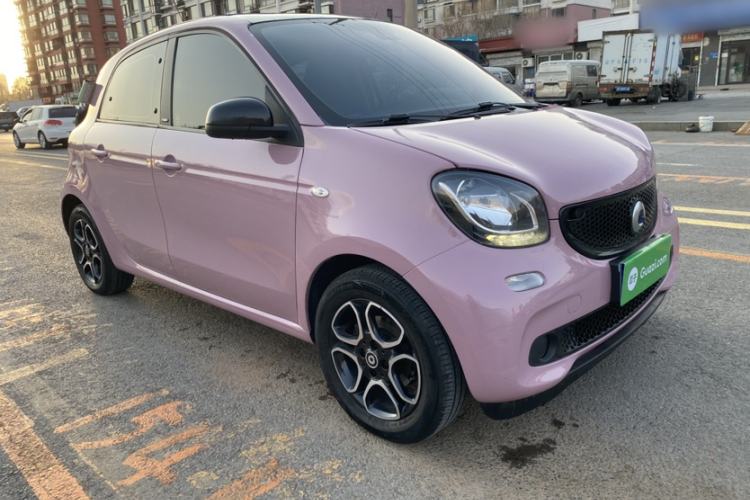 Used smart forfour 2016 0.9T 66 kW Pioneer Edition Exterior 8