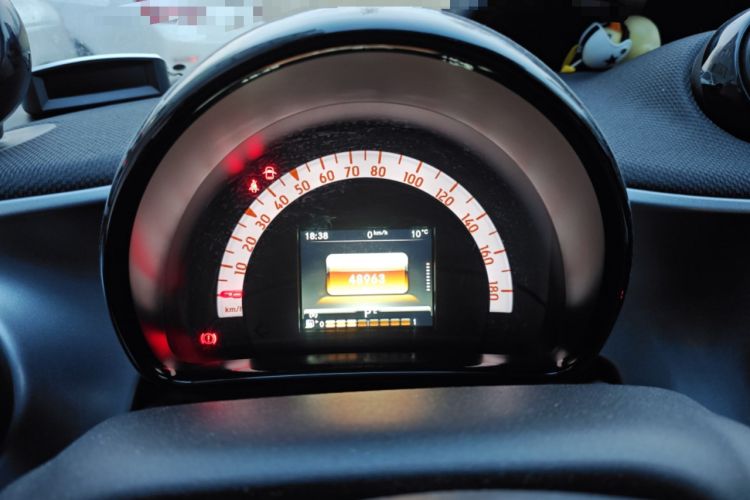 Used smart forfour 2016 0.9T 66 kW Pioneer Edition Instrument Cluster