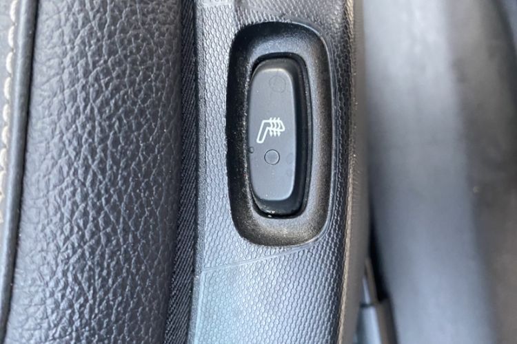 Used smart forfour 2016 0.9T 66 kW Pioneer Edition Interior 2