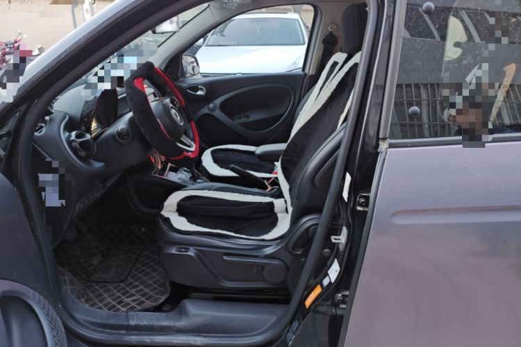 Used smart forfour 2016 0.9T 66 kW Pioneer Edition Left Front Seat