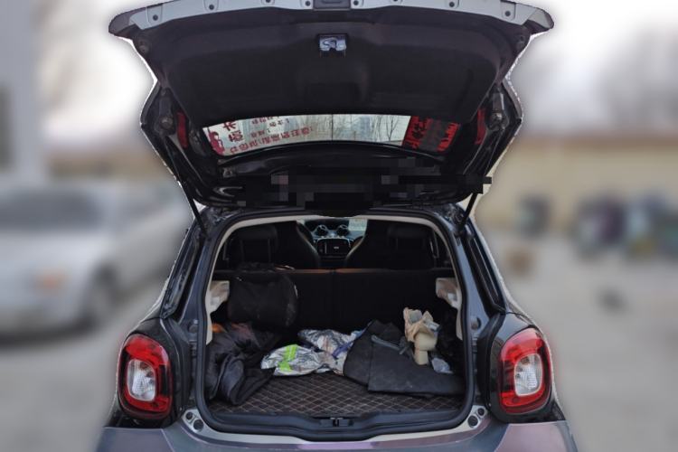 Used smart forfour 2016 0.9T 66 kW Pioneer Edition Trunk