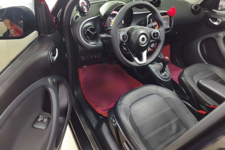 Used smart forfour 2016 0.9T 66 kW Pioneer Edition Driver Seat