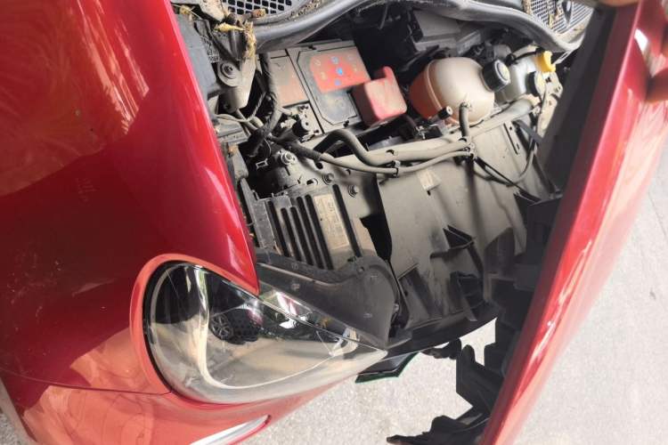Used smart forfour 2016 1.0L 52 kW Dynamic Edition Engine Bay Right