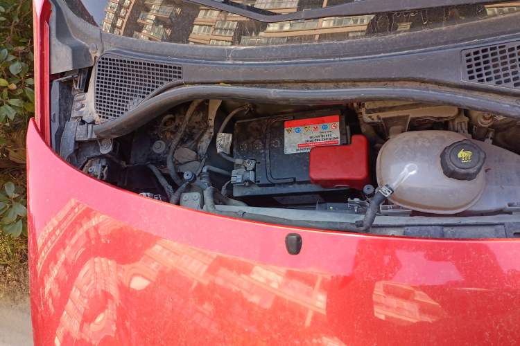 Used smart forfour 2016 1.0L 52 kW Passion Edition Engine Bay Right