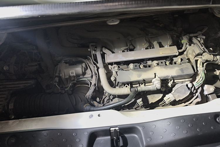 Used smart forfour 2016 1.0L 52 kW Dynamic Edition Engine Bay
