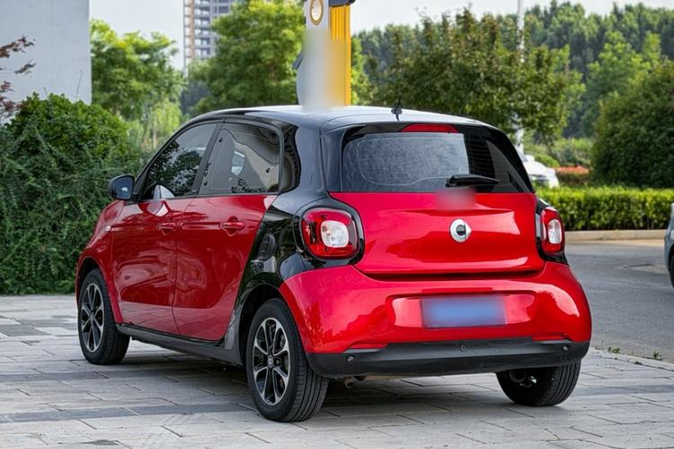 Used smart forfour 2016 1.0L 52 kW Passion Edition Exterior 1