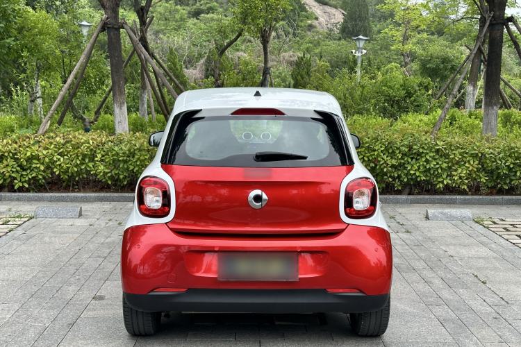 Used smart forfour 2016 1.0L 52 kW Dynamic Edition Exterior 1