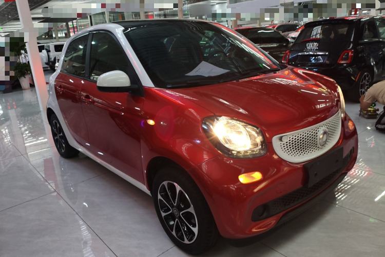 Used smart forfour 2016 1.0L 52 kW Passion Edition Exterior 2