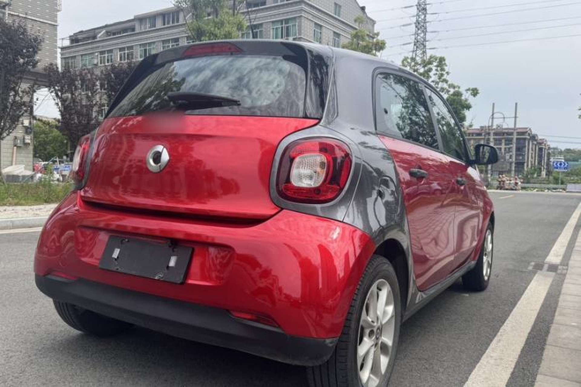 Used smart forfour 2016 1.0L 52 kW Dynamic Edition Exterior 3