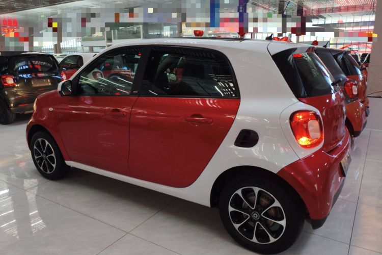 Used smart forfour 2016 1.0L 52 kW Passion Edition Exterior 3