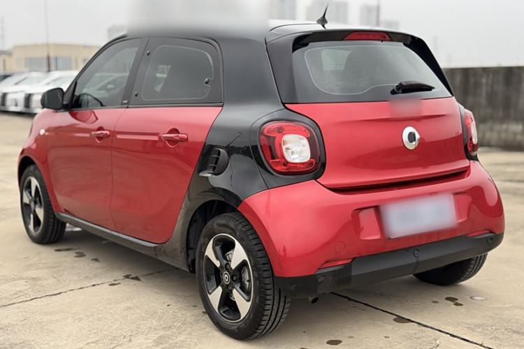 Used smart forfour 2016 1.0L 52 kW Passion Edition Exterior 4