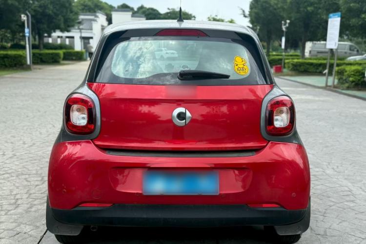 Used smart forfour 2016 1.0L 52 kW Dynamic Edition Exterior 4