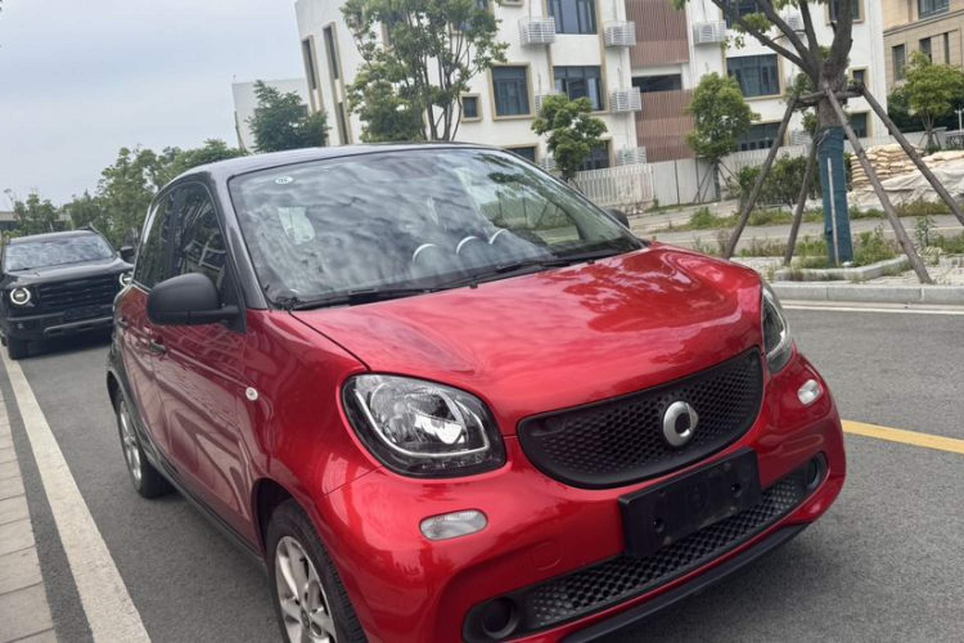 Used smart forfour 2016 1.0L 52 kW Dynamic Edition Exterior 6
