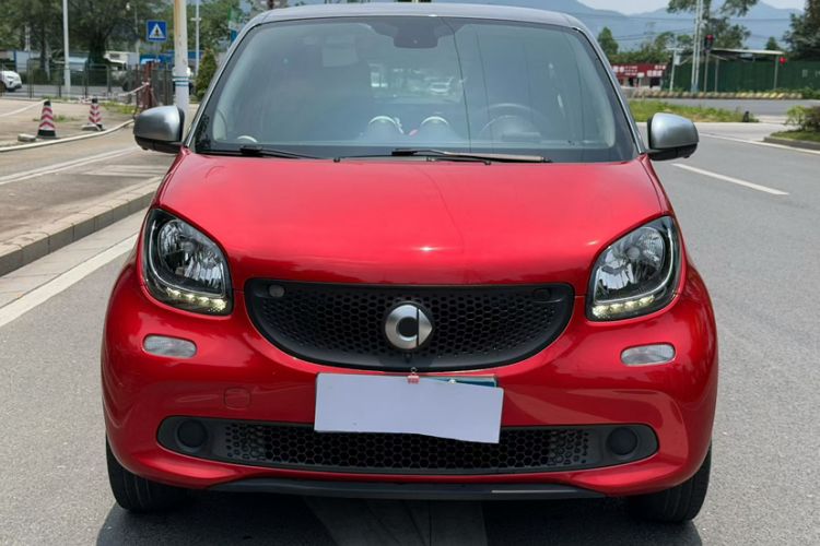 Used smart forfour 2016 1.0L 52 kW Dynamic Edition Exterior 6