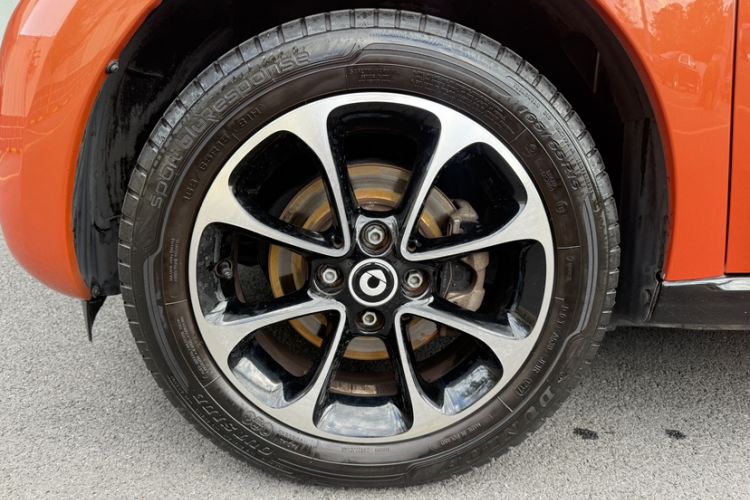 Used smart forfour 2016 1.0L 52 kW Passion Edition Exterior 6