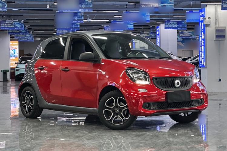 Used smart forfour 2016 1.0L 52 kW Dynamic Edition Exterior 6