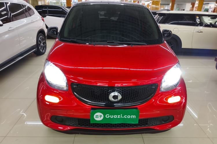 Used smart forfour 2016 0.9T 66 kW Pioneer Edition Front