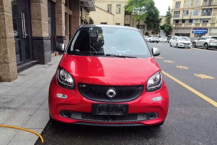 Used smart forfour 2016 1.0L 52 kW Dynamic Edition Front