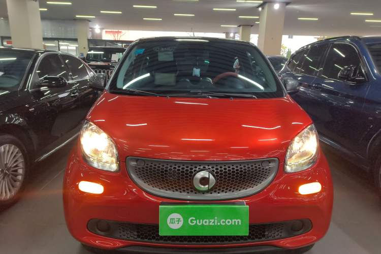 Used smart forfour 2016 0.9T 66 kW Pioneer Edition Front