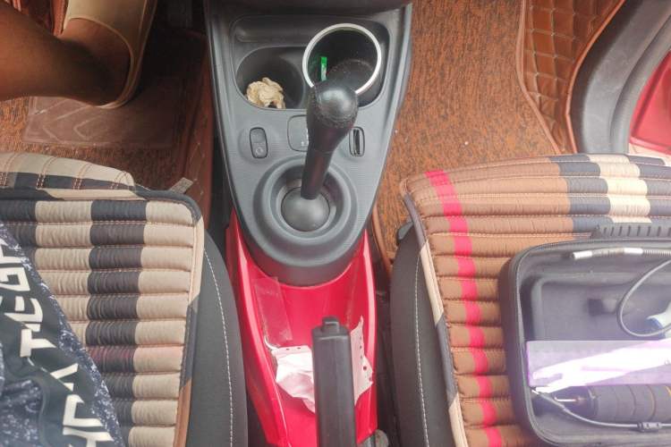 Used smart forfour 2016 1.0L 52 kW Passion Edition Gear Lever