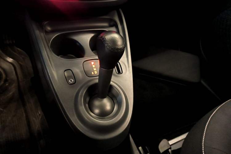 Used smart forfour 2016 1.0L 52 kW Passion Edition Gear Lever