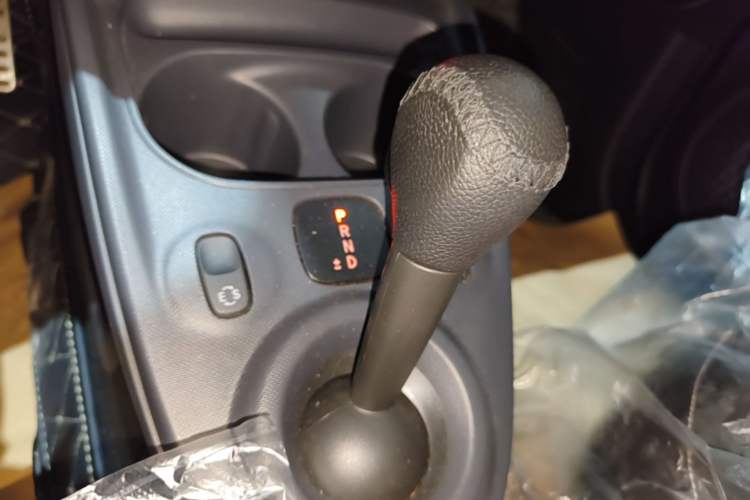 Used smart forfour 2016 1.0L 52 kW Passion Edition Gear Lever