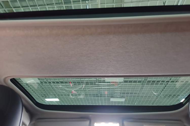 Used smart forfour 2016 0.9T 66 kW Pioneer Edition Headliner