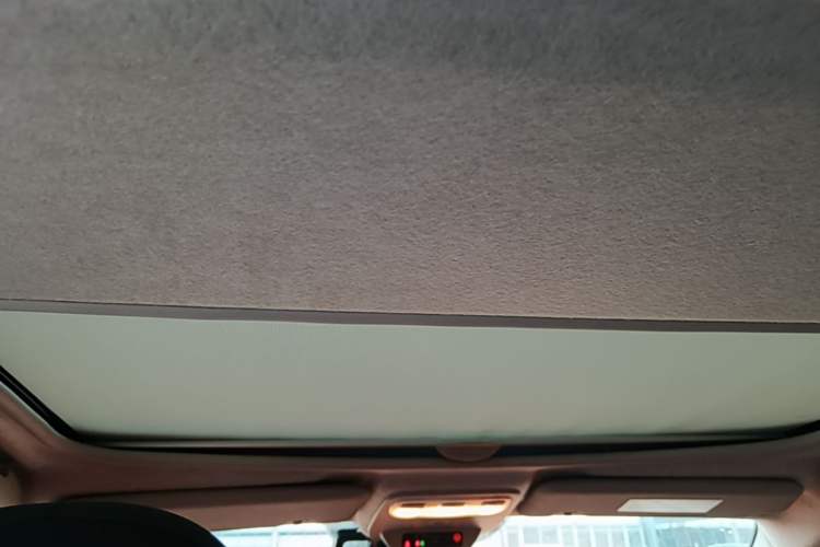 Used smart forfour 2016 1.0L 52 kW Passion Edition Headliner