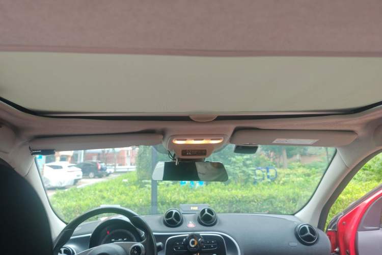 Used smart forfour 2016 1.0L 52 kW Passion Edition Headliner
