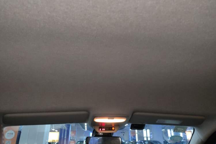 Used smart forfour 2016 1.0L 52 kW Dynamic Edition Headliner