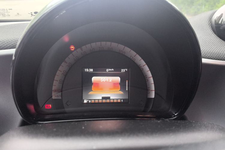 Used smart forfour 2016 1.0L 52 kW Passion Edition Instrument Cluster