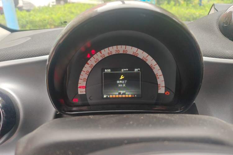 Used smart forfour 2016 1.0L 52 kW Passion Edition Instrument Cluster