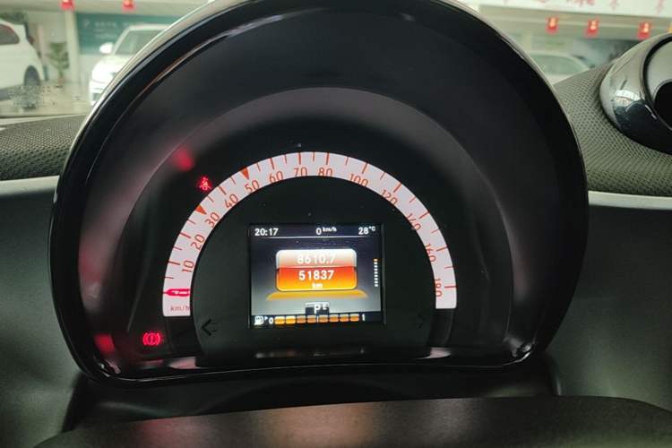 Used smart forfour 2016 1.0L 52 kW Passion Edition Instrument Cluster