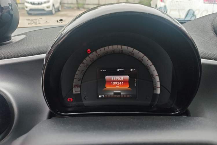 Used smart forfour 2016 0.9T 66 kW Pioneer Edition Instrument Cluster