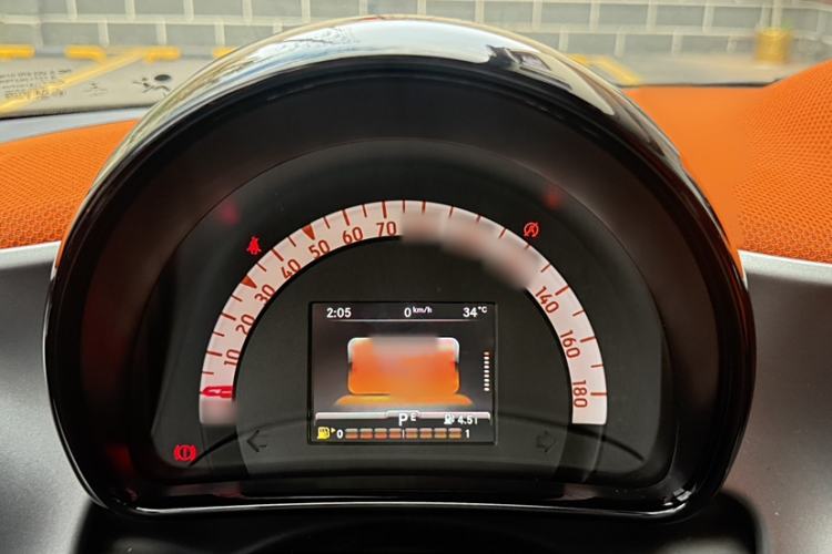 Used smart forfour 2016 1.0L 52 kW Passion Edition Instrument Cluster